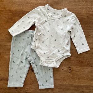 Pehr Littles kimono bunny print set white bodysuit onesie blue pants baby 3-6 mo